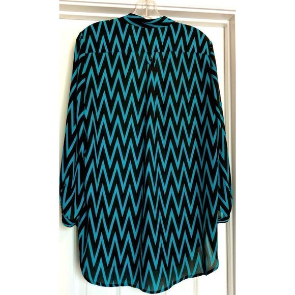 TACERA - NWOT 🎉HPx2🎉 L Sz L Tunic-Length 3/4-Button Chevron Blouse/Black & Teal - Picture 11 of 13